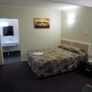 *** Hotel Centre & Steakhouse Restaurant Australia